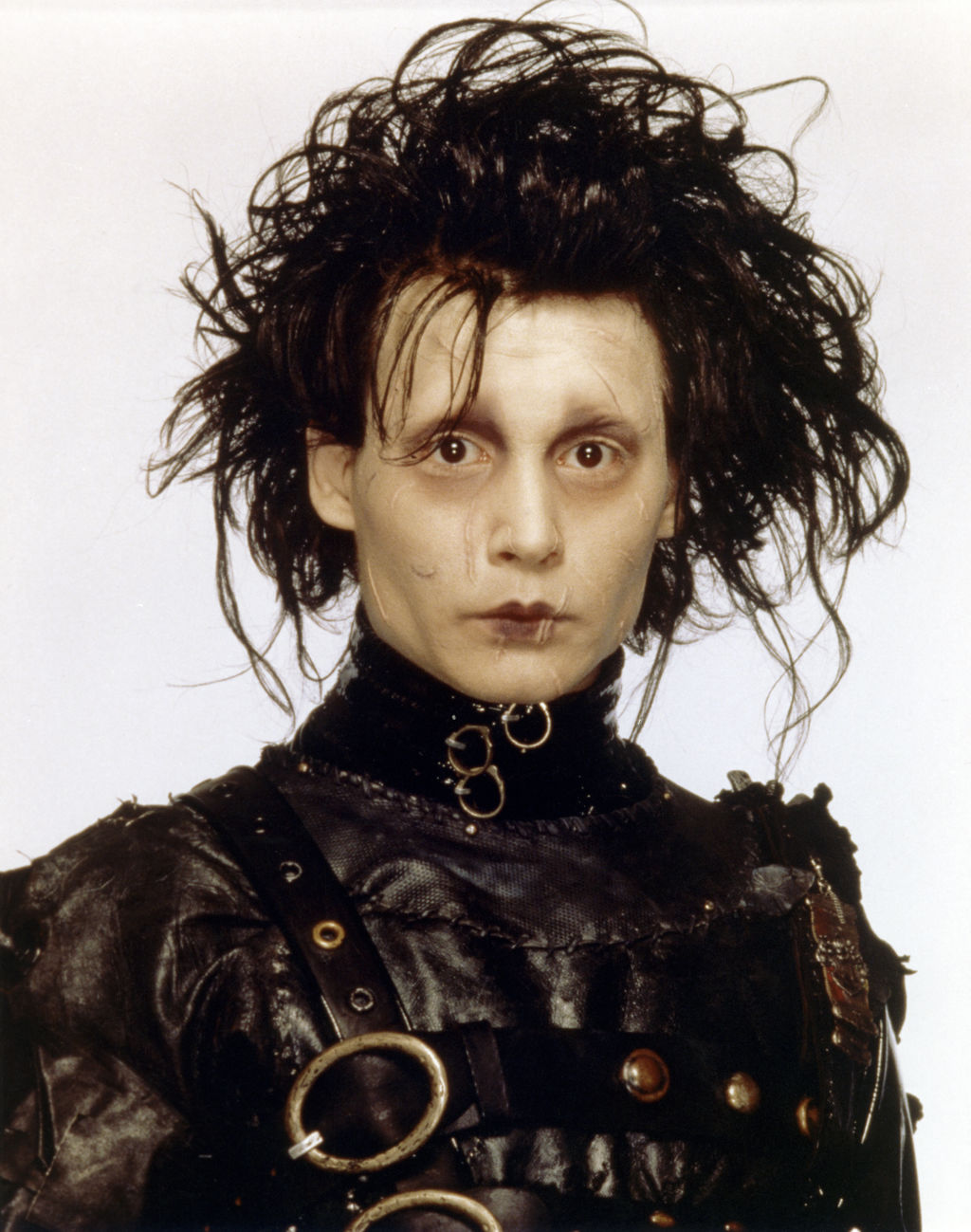 Edward Scissorhands | Ollókezű Edward (1990): imdb pontszám: 7.9 / Rotten Tomatoes nézői értékelés: 91%