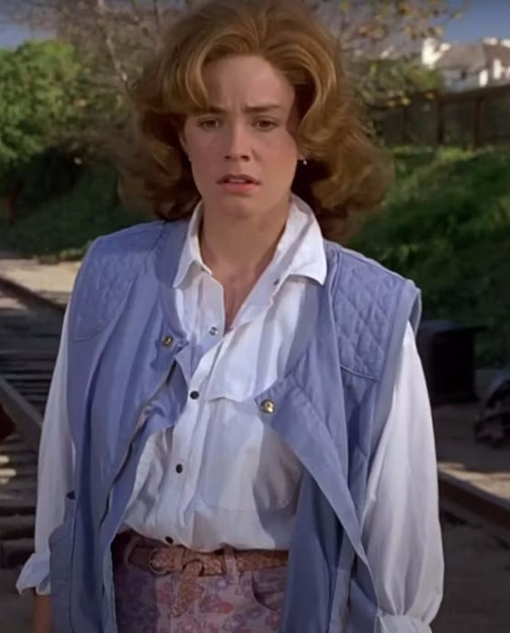 Elisabeth Shue, mint Jennifer Parker (2. résztől)