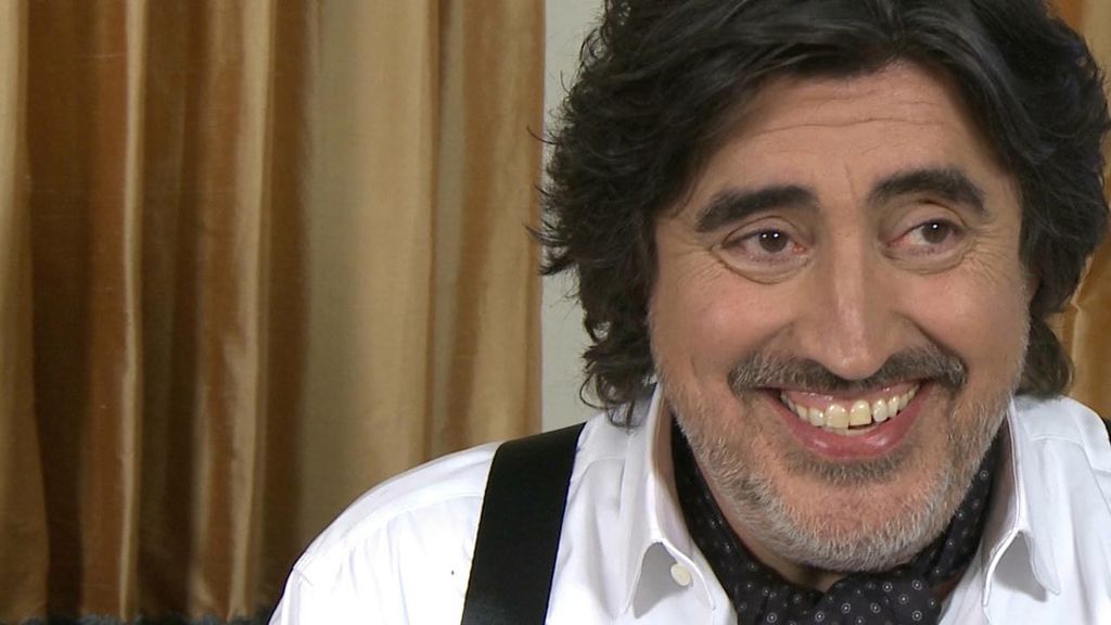 Alfred Molina (Dutch van der Linde szerepében)