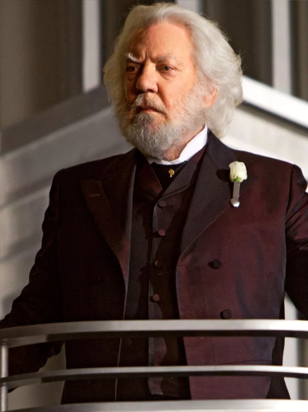 Donald Sutherland, mint President Snow