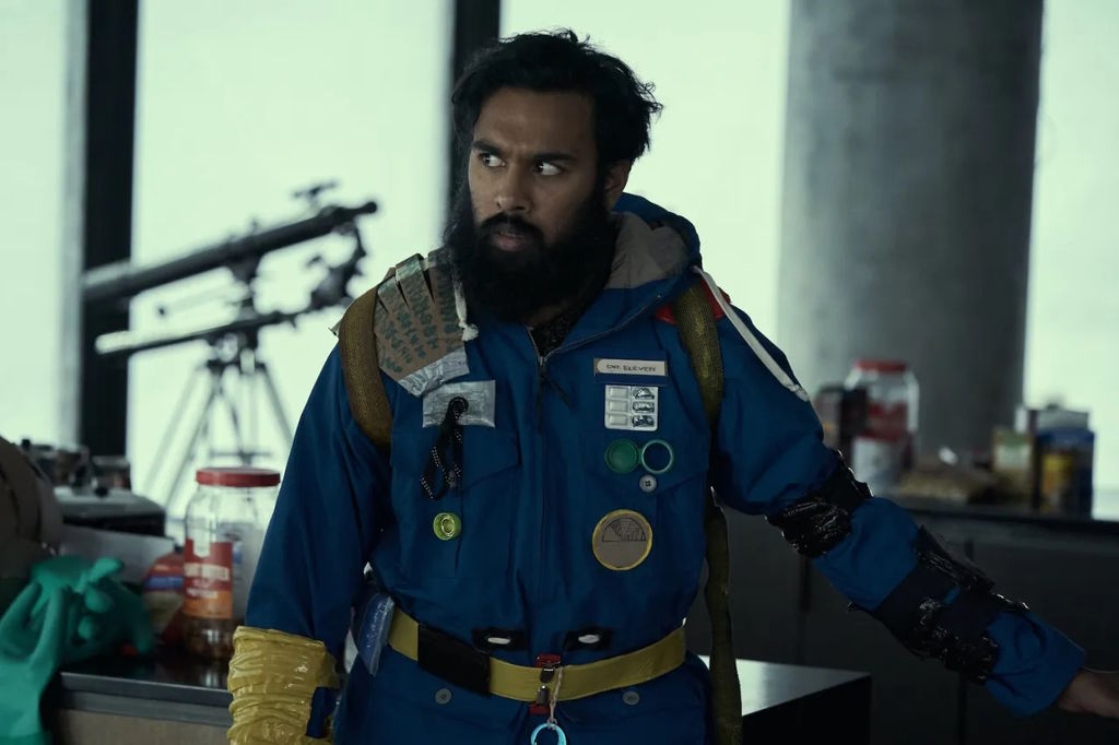 91. Himesh Patel mint Jeevan Chaudhary (Tizenegyes állomás / Station Eleven)