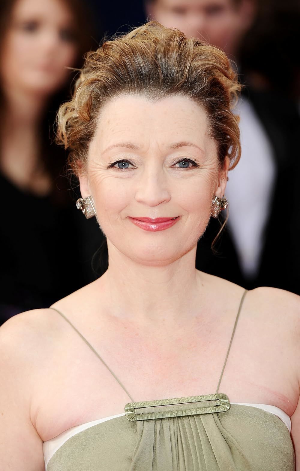 Molly Weasley: Lesley Manville (The Crown, Phantom Thread)