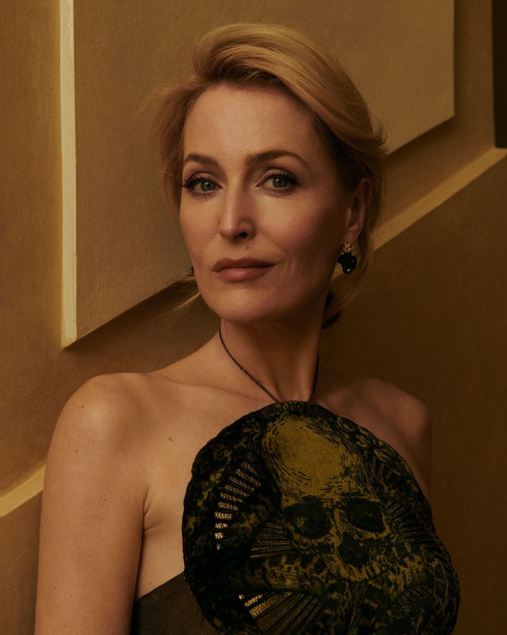 Petunia Dursley szerepében Gillian Anderson