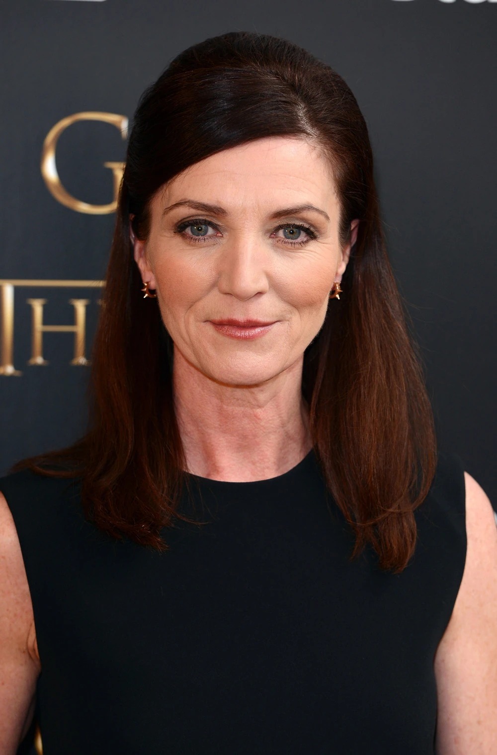 Minerva McGonagall szerepében Michelle Fairley