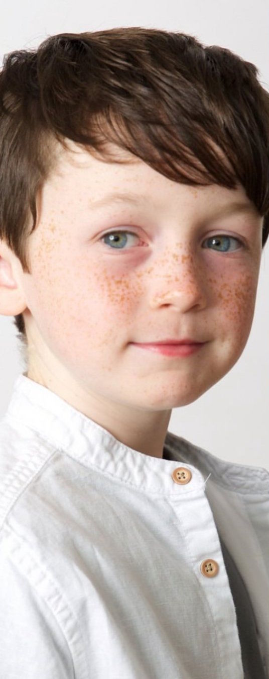 Leo Earley, mint Seamus Finnigan