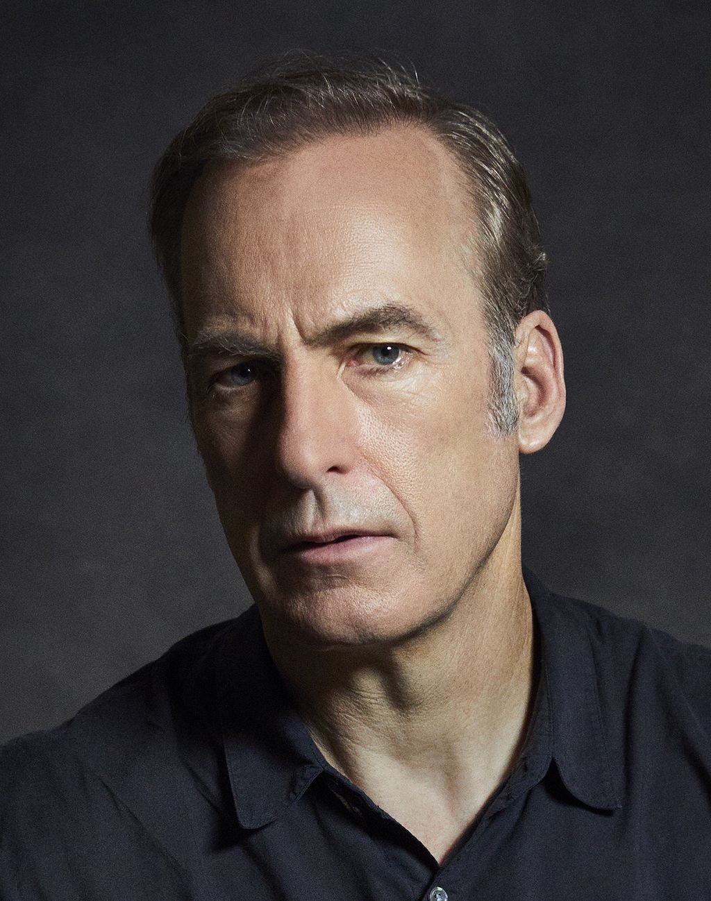 Bob Odenkirk 2021-ben szívrohamot kapott a Better Call Saul forgatásán, de kollégái azonnal újraélesztették, és sikeresen felépült.