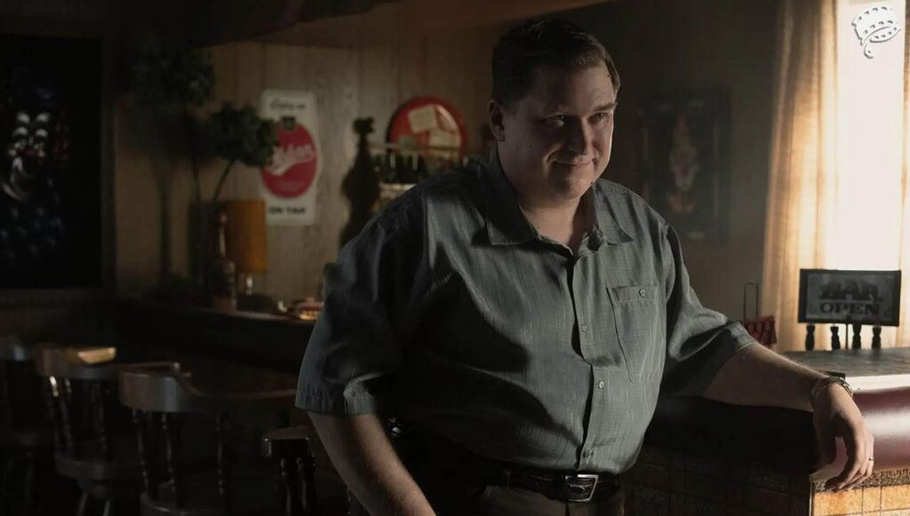 Michael Chernus mint John Wayne Gacy a Devil in Disguise: John Wayne Gacy című sorozatban 